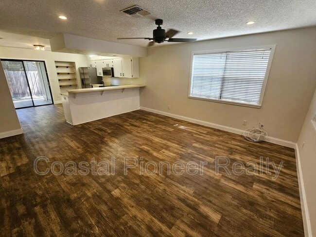 Building Photo - 1003 Willow Pond Dr