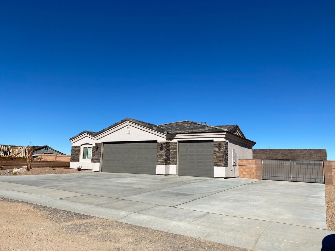 PRAIRIE HEIGHTS DREAM House Rental in Kingman, AZ