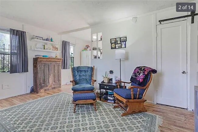 Foto del edificio - 2 Bed 1 Bath rare to rent!