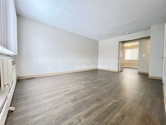 Foto del edificio - 2855 Taft Ave SW