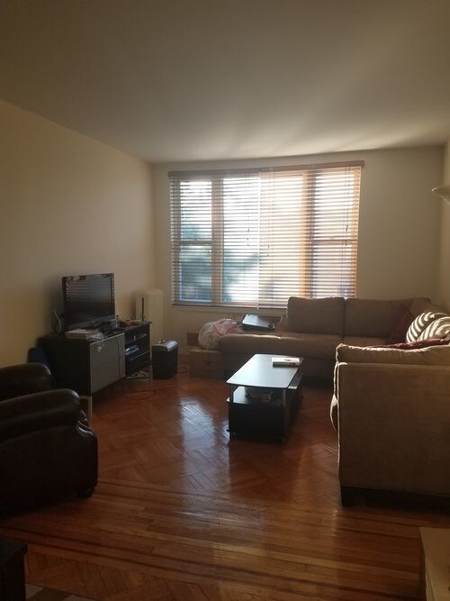 Foto del edificio - 2367 24th Ave