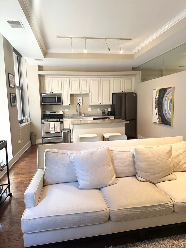 Foto principal - 212 W Washington St