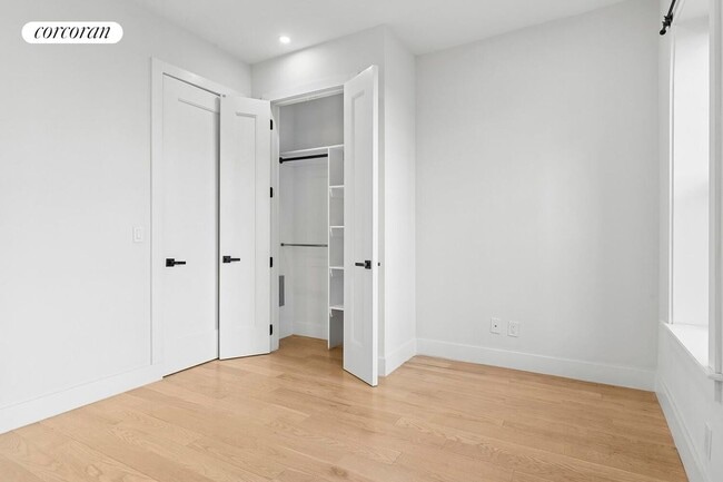 Foto del edificio - 204 W 96th St