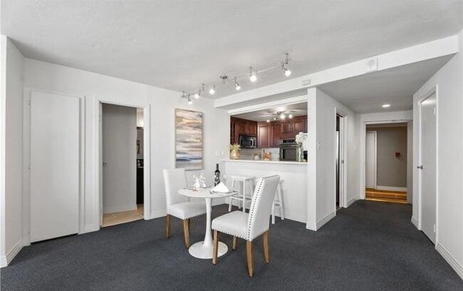 Foto del edificio - 700 E Ocean Blvd