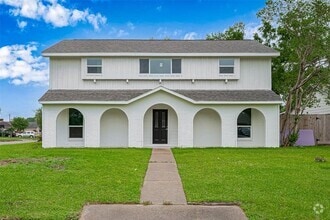 Building Photo - 203 Sevenhampton Ln