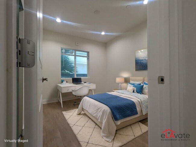 Foto del edificio - 14411 Vanowen St