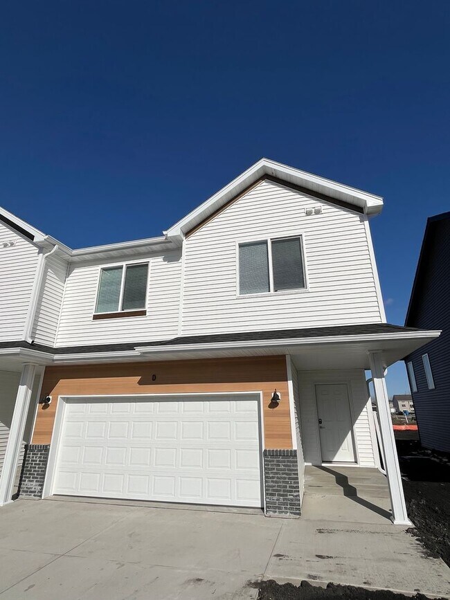Foto del edificio - The Wilds Townhomes