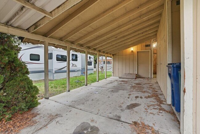Foto del edificio - 688 W Kolby Ct