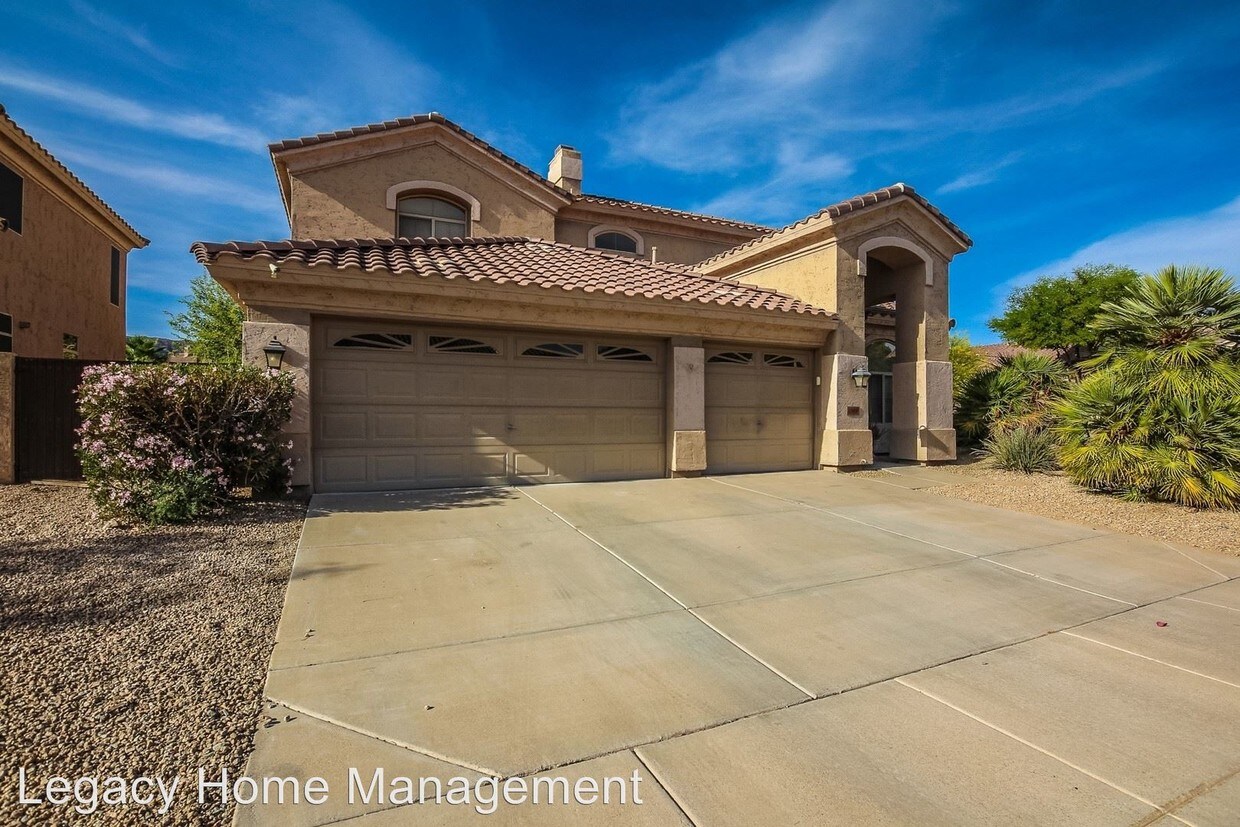 Primary Photo - 1304 W Windsong Dr