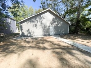 Building Photo - 1113 Yuma St
