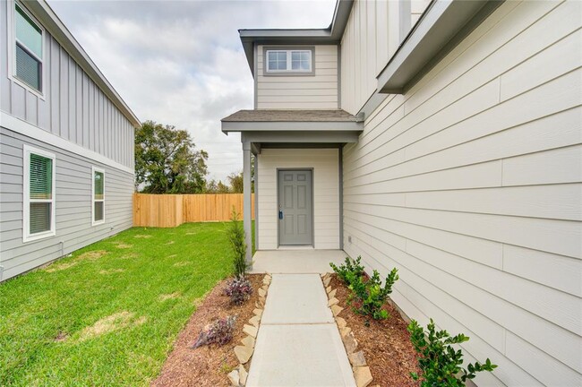 Building Photo - 16102 Clover Glen Ln