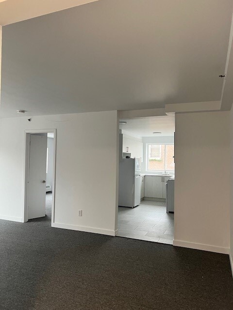 Building Photo - 855 Rue Galt