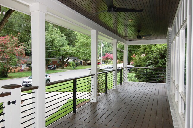 Building Photo - 715 Beaver Dam Rd