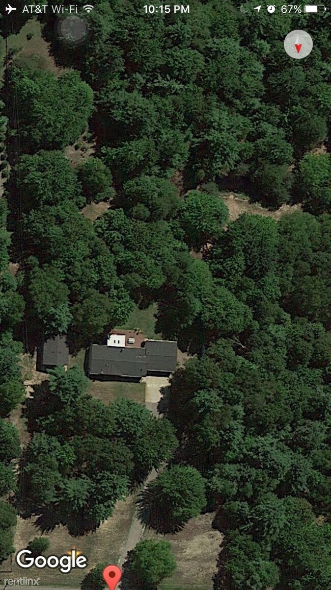 Building Photo - 545 E Sternberg Rd