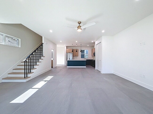 Foto del edificio - 334 14th St N