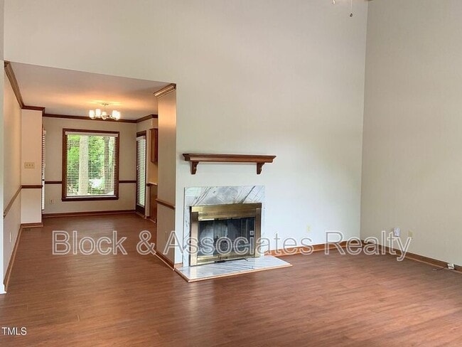 Building Photo - 211 Beechtree Dr