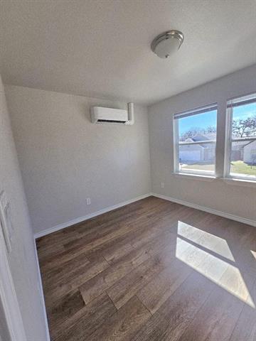 Foto del edificio - 6152 Brocks Ln