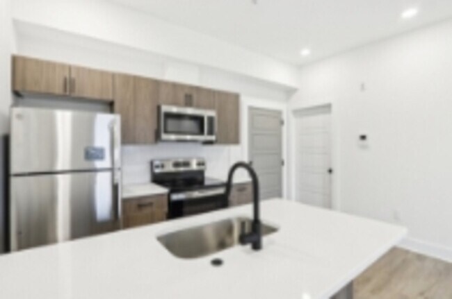 Foto del edificio - 6155 Ridge Ave
