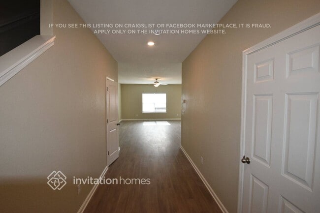 Building Photo - 161 Oliver Dr