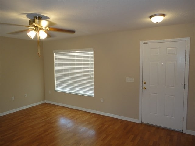 Foto del edificio - 10332 Summerview Cir