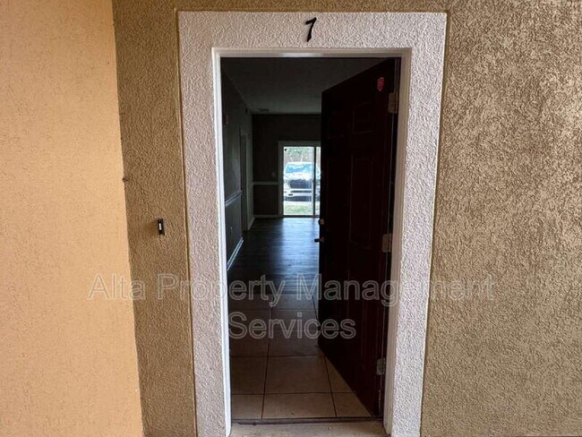 Foto del edificio - 5775 Ortega View Way