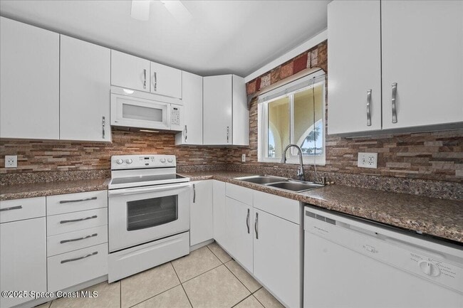 Foto del edificio - 201 St Lucie Ln