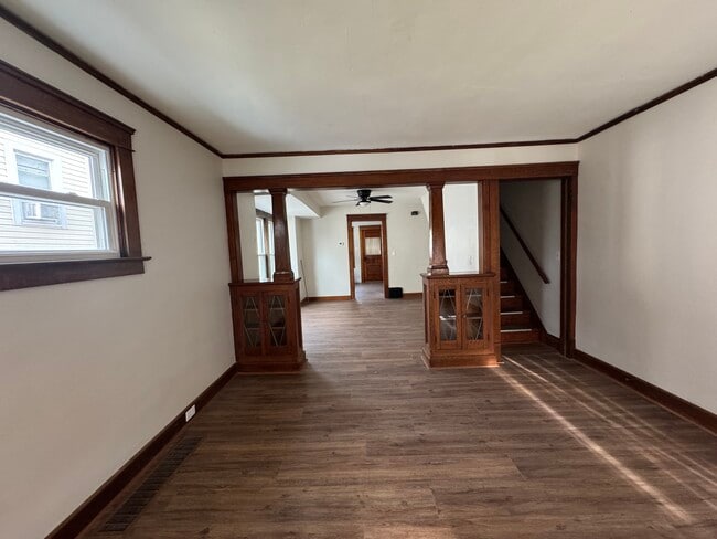 Building Photo - 35 Ellenwood Ave