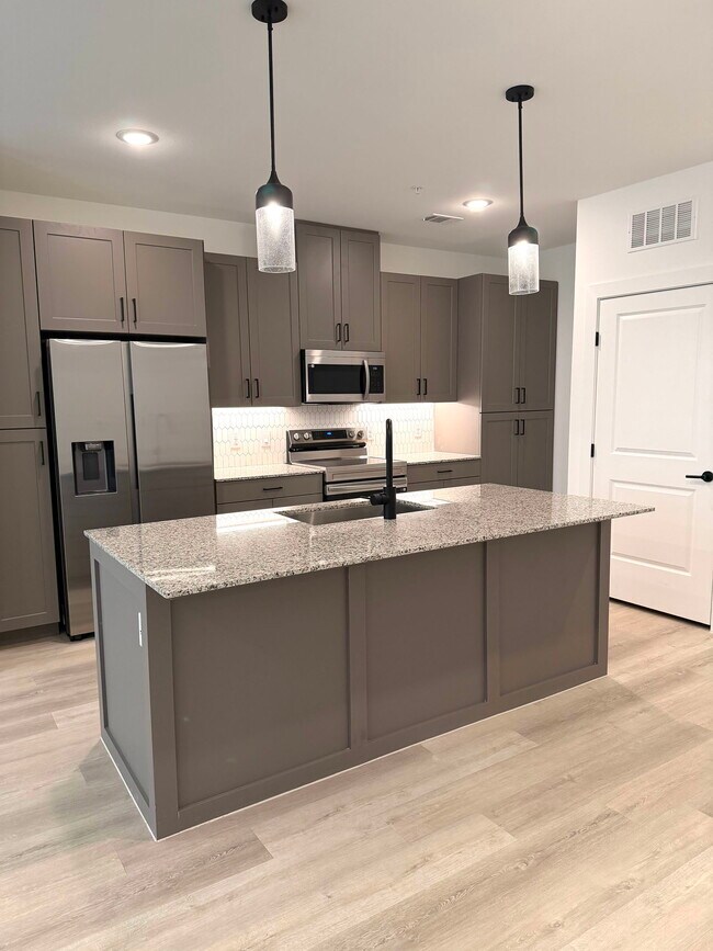 Foto del edificio - 16601 Braker Ln