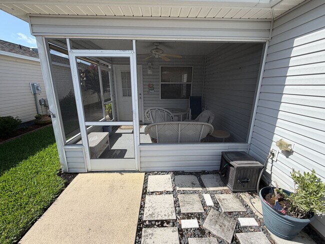 Foto del edificio - 2318 Oak Bend Pl