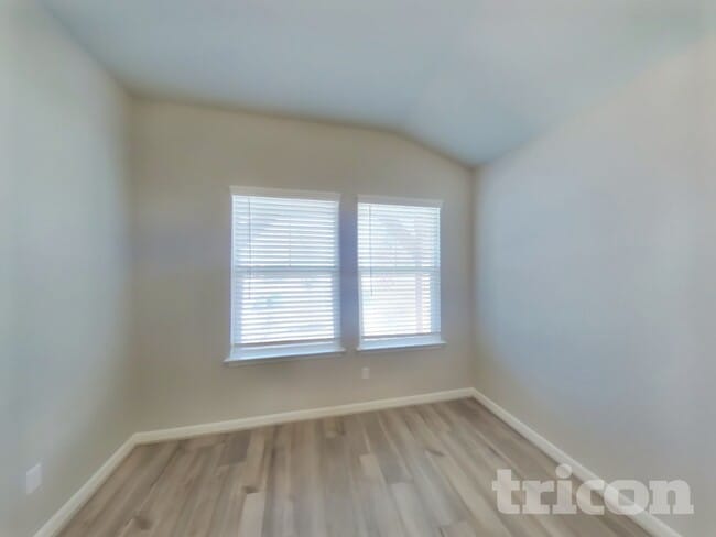 Building Photo - 5503 Shasta Pl