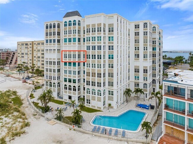 Foto del edificio - 4950 Gulf Blvd