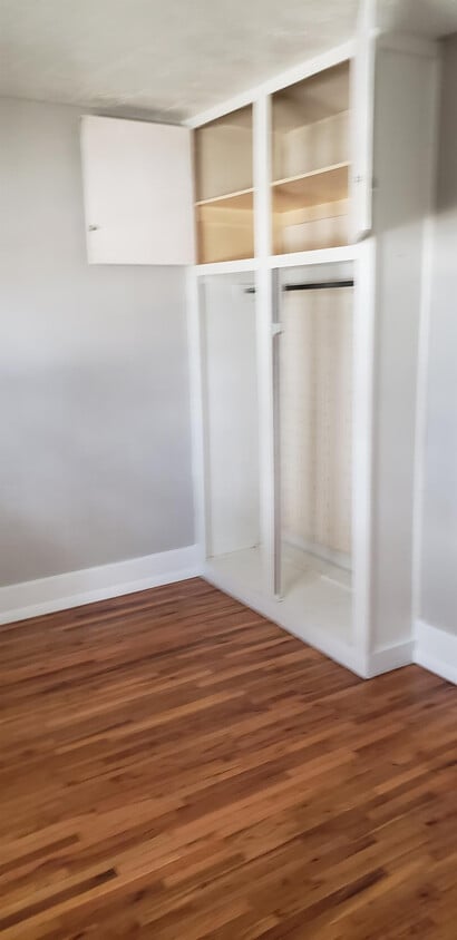 Building Photo - 1409 W A St