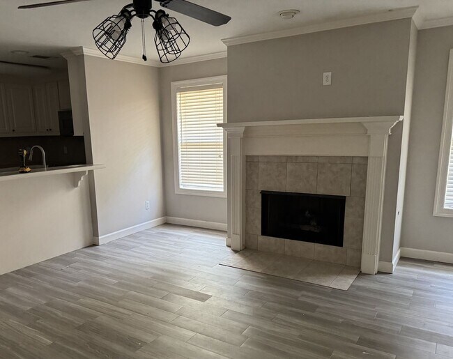 Foto del edificio - Cozy 2 Bed/ 2 Bath in Castlewoods Subdivis...