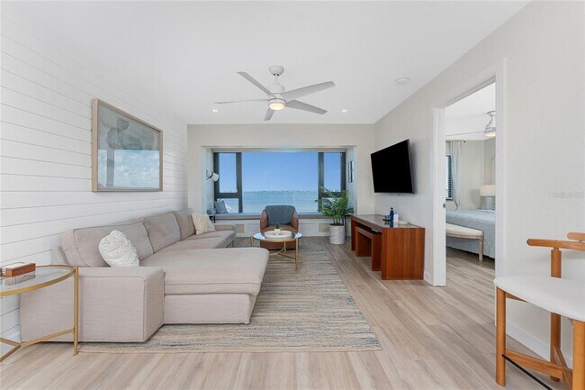 Foto del edificio - 1500 Park Beach Cir