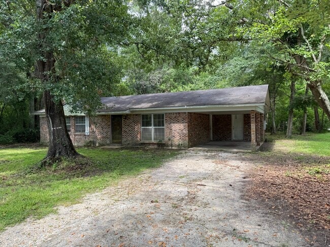 Foto del edificio - 7700 Elder Ferry Rd