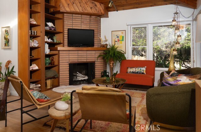 Foto principal - 605 Catalina St