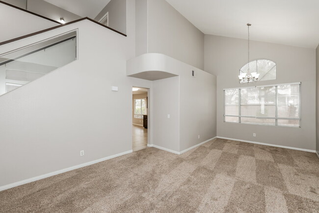 Building Photo - 147 Alterra Dr