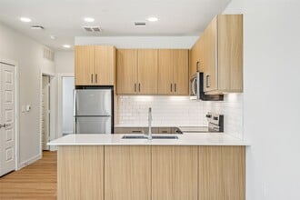 Building Photo - 3651 S Custer Rd