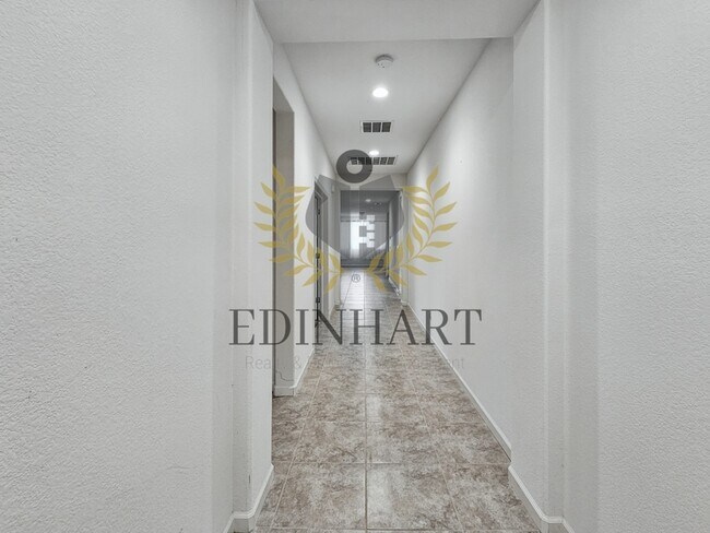 Foto del edificio - 6375 W Pico Ave