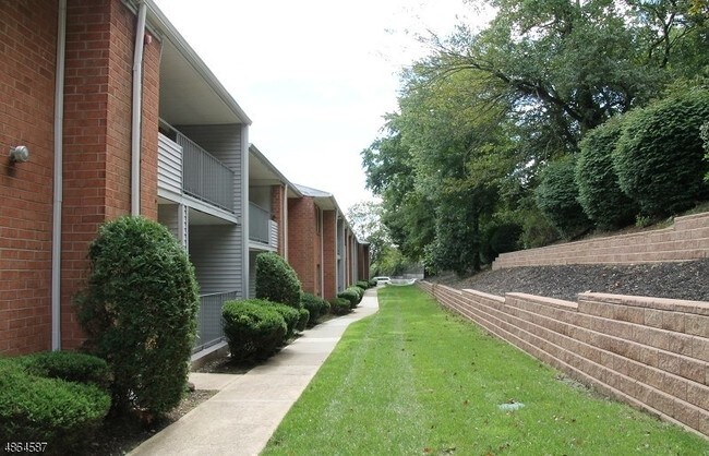 Building Photo - 2350 NJ-10