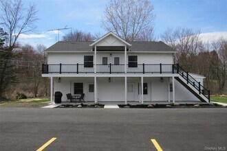 Building Photo - 2845 NY-9G