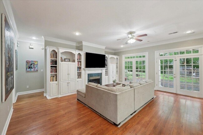 Foto del edificio - 4 Twin Cir Dr