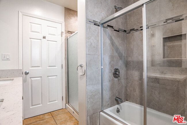 Foto del edificio - 1112 Ocean Park Blvd