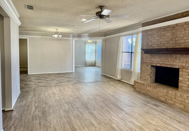 Building Photo - 3315 78th St