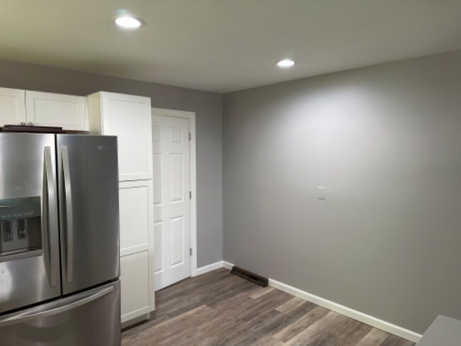 Foto del edificio - 6523 Parkland Ave