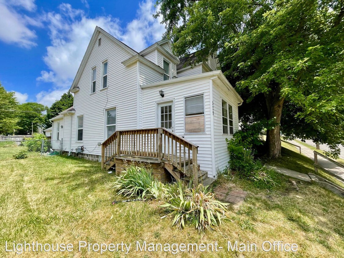 Primary Photo - 4 br, 1.5 bath House - 529 Lydia St NE