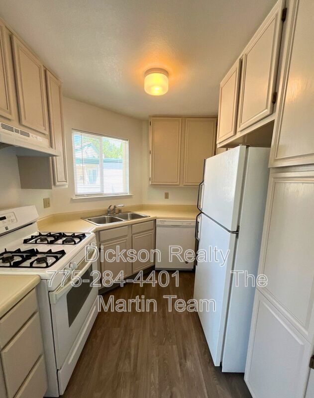 Building Photo - 2655 Sycamore Glen Dr