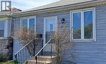 Building Photo - 147 Harmony Ave
