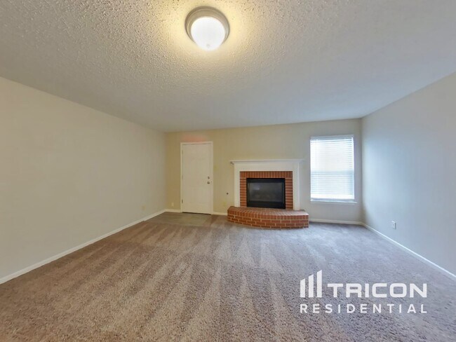 Foto del edificio - 5622 N Peppereel Way