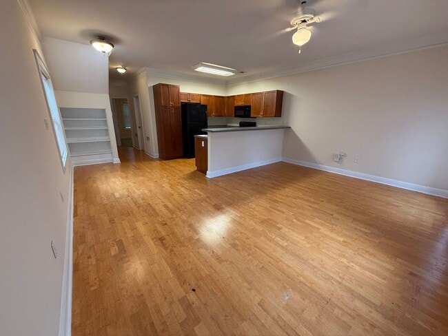 Building Photo - 173 Magnolia Bluff Dr
